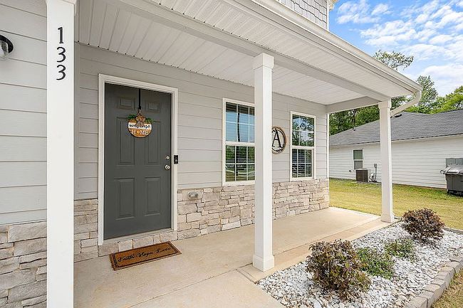 Image of 133 Catalpa Rd