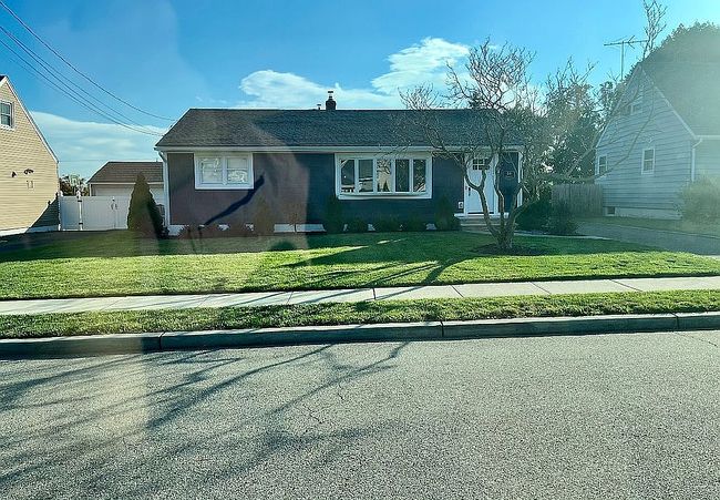 Photo of 64 E Emerson St, Clifton, NJ