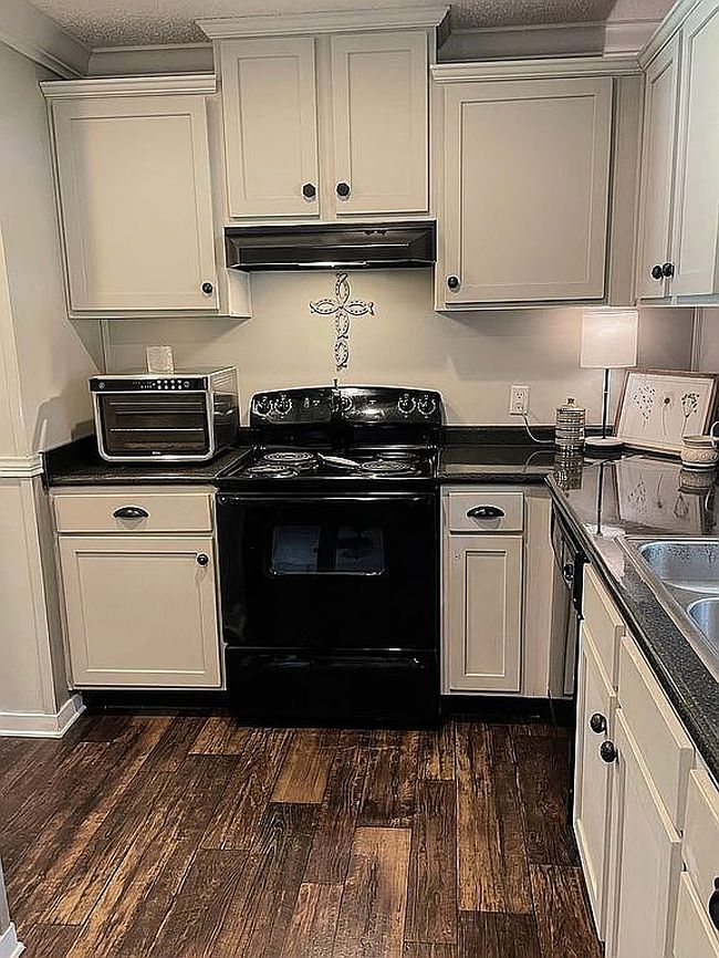 Preview of property located at 1705 9th St