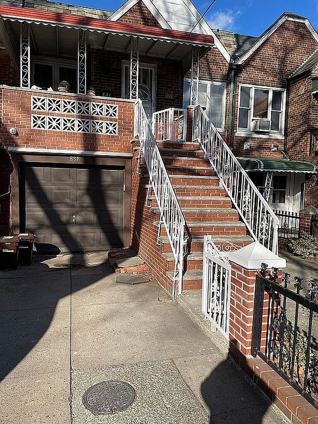 Image of 831 Avenue Z