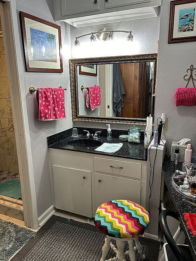 Image of 6232 Weber Rd