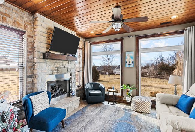 Image of 3912 Tolarian Drive