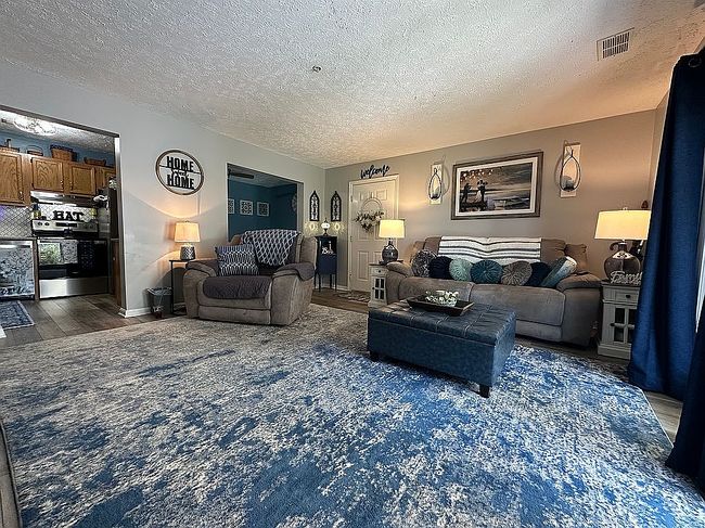 Preview of property located at 105 Hailey Ln Apt D-3