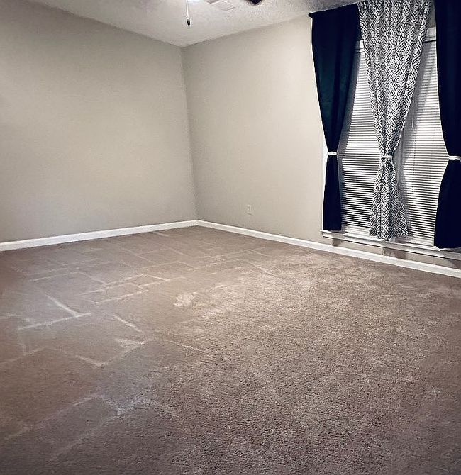 Image of 998 Barbara Lynn Dr