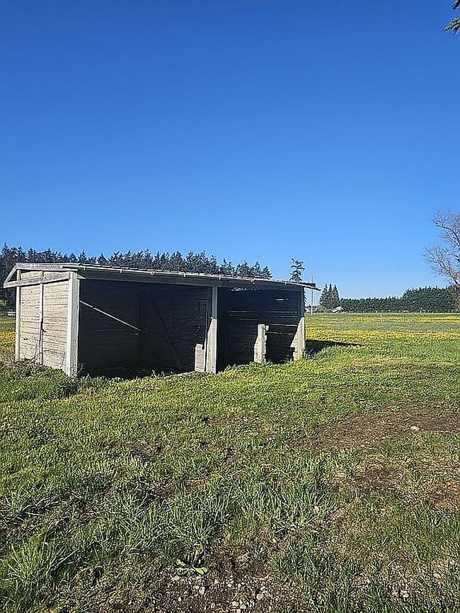Image of 851 Spath Rd