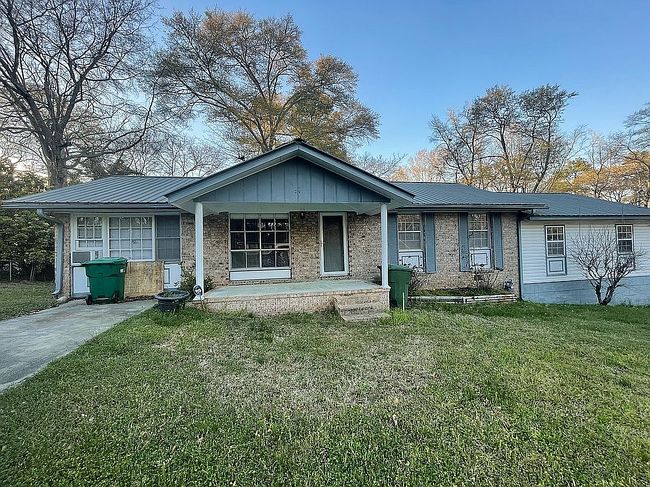 Preview of property located at 216 Oakdale Rd