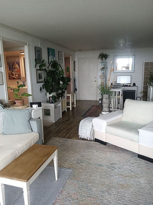 Photo of 1502 S Boulder Ave Apt 10E, Tulsa, OK