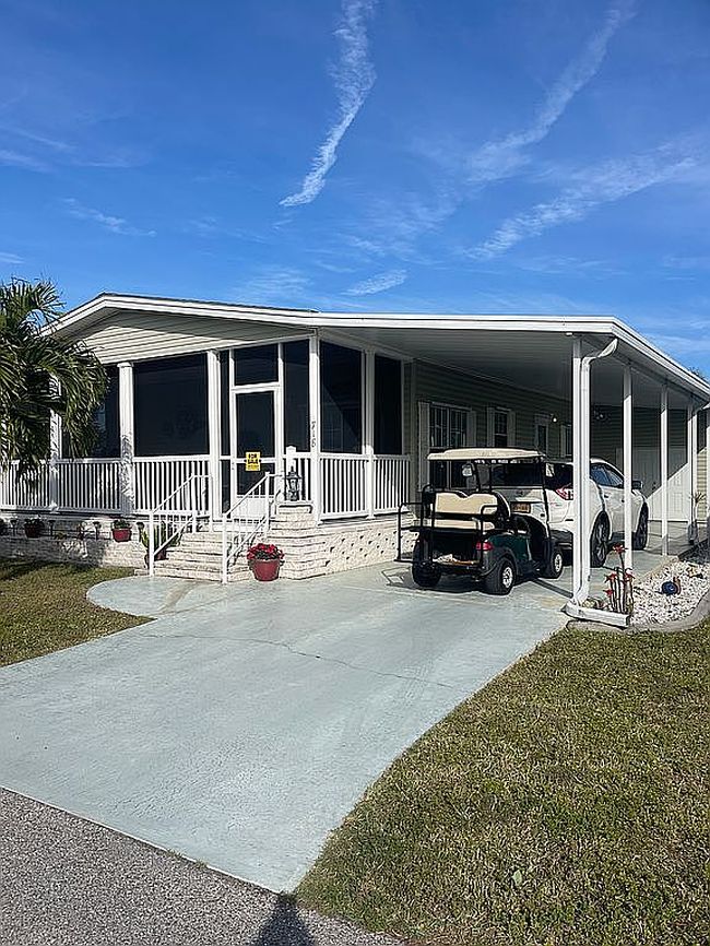 Image of 718 Sunrise Blvd