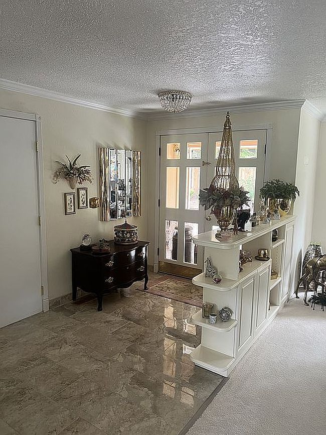 Image of 146 Ne Aker Dr