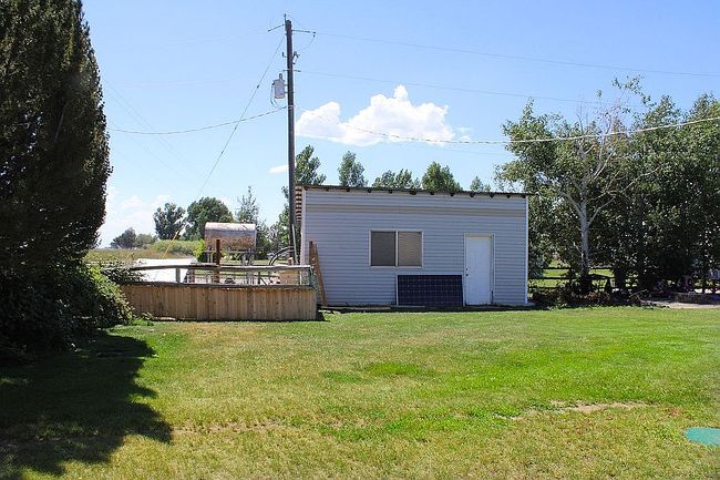 Photo of 201 N 2300 E, Saint Anthony, ID