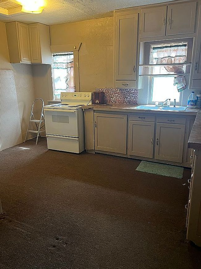 Preview of property located at 623 N Bluff Ave
