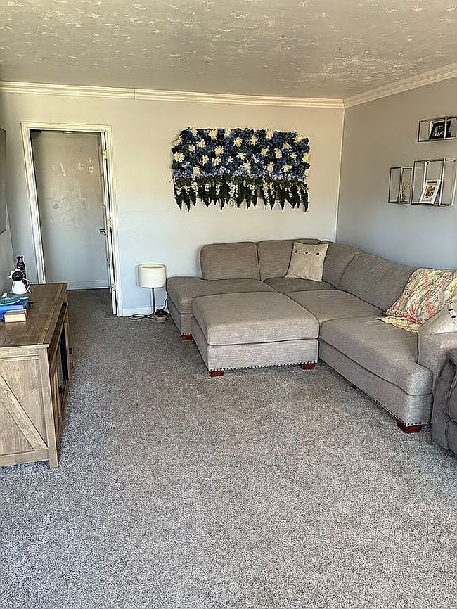 Image of 2521 S 3rd Plz