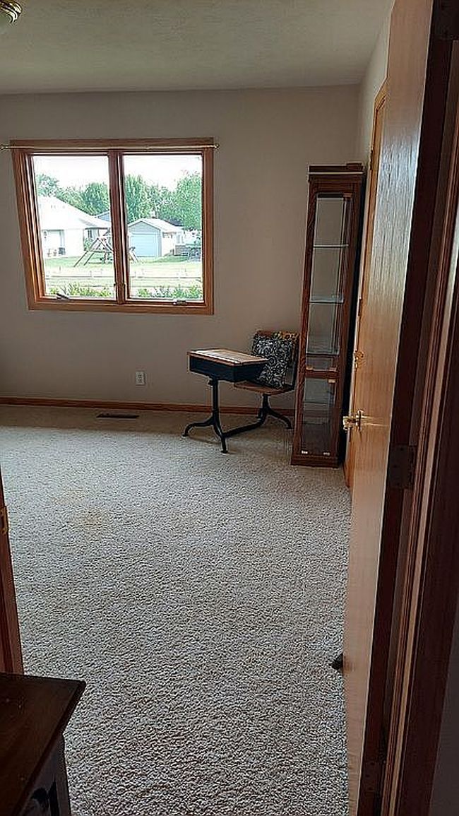 Photo of 60 Pinewood Ave, Seward, NE