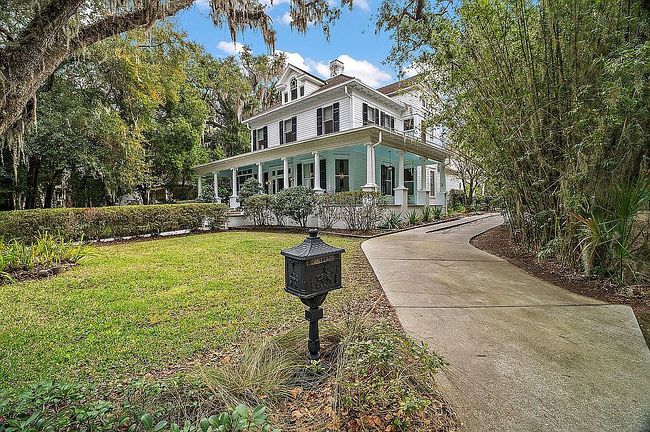 Image of 906 E Fort King St