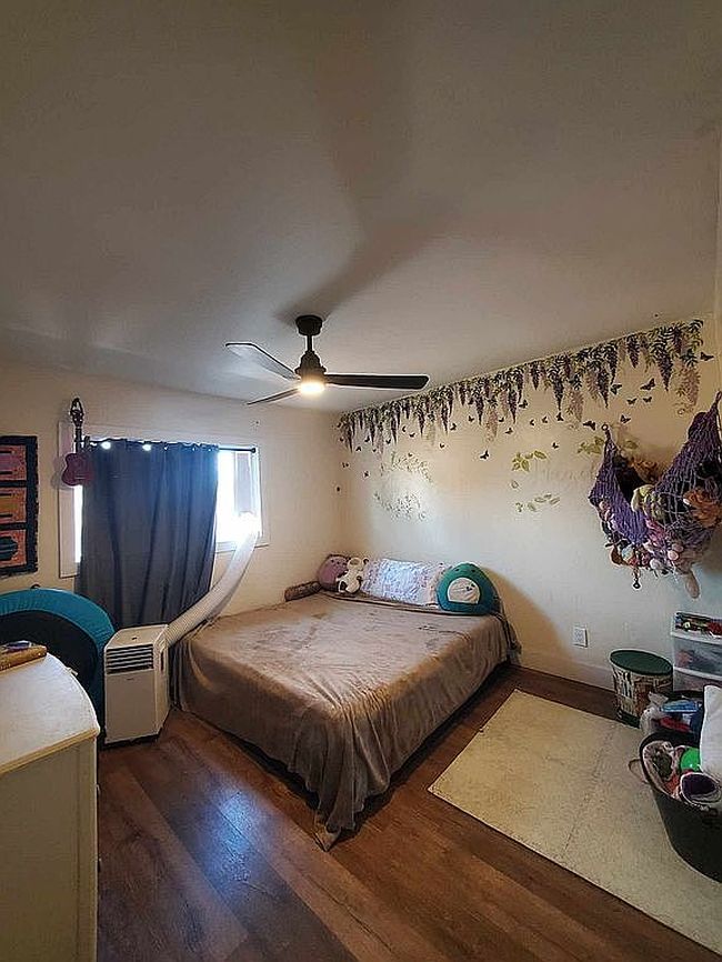 Image of 3160 N Corrine Dr