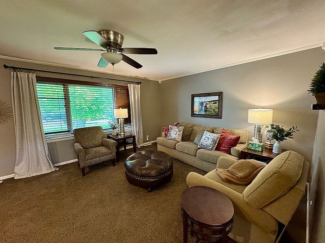 Photo of 56 Jay St, Russell, KS