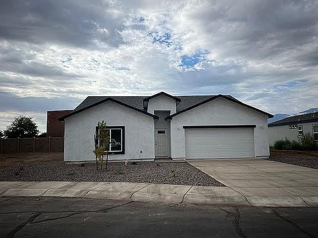 1451 W Stone Willow Dr, Safford, AZ