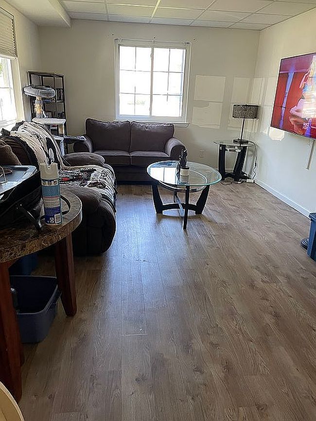 Photo of 195 Lake Pointe Cir, Middle Island, NY