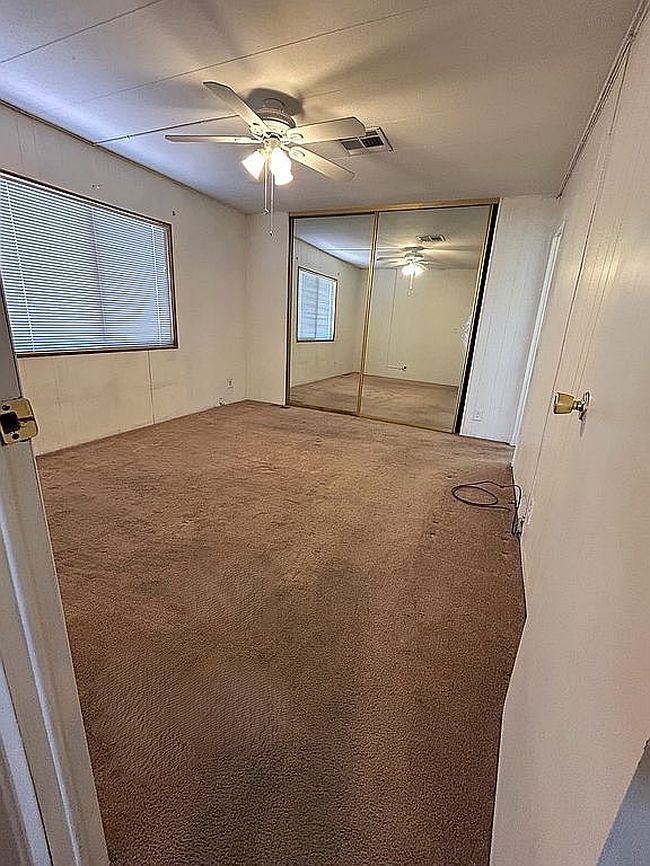 Image of 2627 S Lamb Blvd Trailer 170