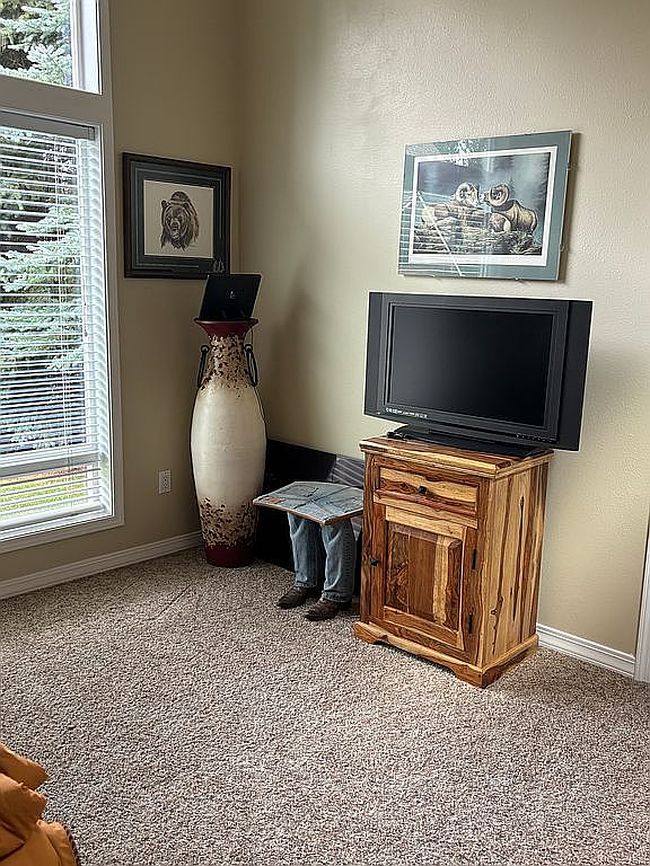 Photo of 46024 Meadowlark Ln, Big Arm, MT