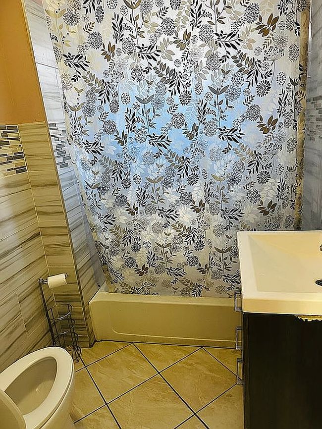 Photo of 113 1/2 Bloomfield Ave, Newark, NJ