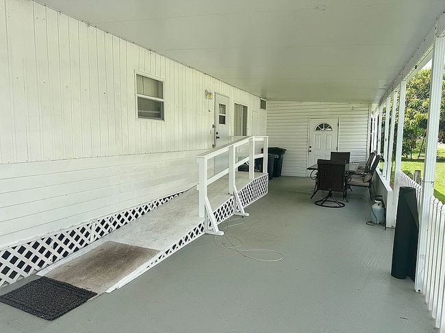Image of 7 Reforma Ln