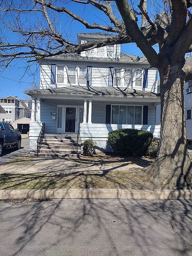 Image of 26 N Loveland Ave