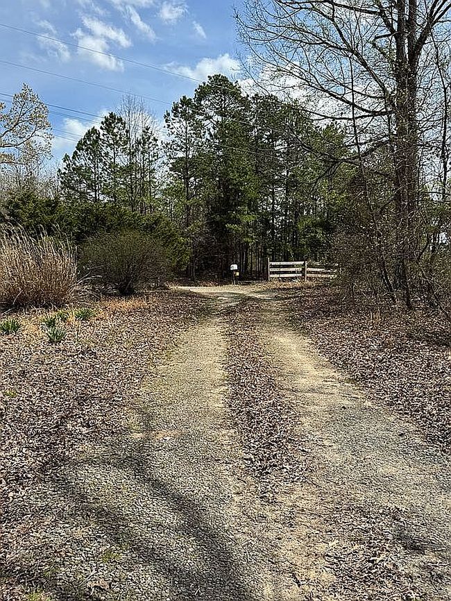 Image of 35 S Hillis Rd