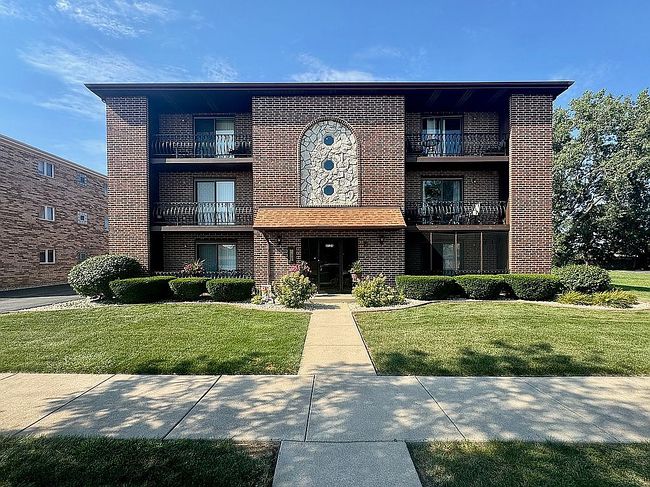 Photo of 8124 168th Pl Apt 2E