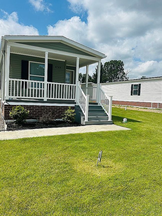 Photo of 4742 Glengarry Rd, Clarence, NY