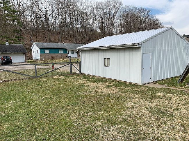 Photo of 644 N 8th St #8, Mcconnelsville, OH