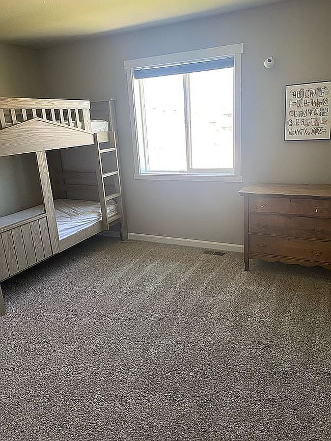Photo of 4712 W Merlin St, Moses Lake, WA