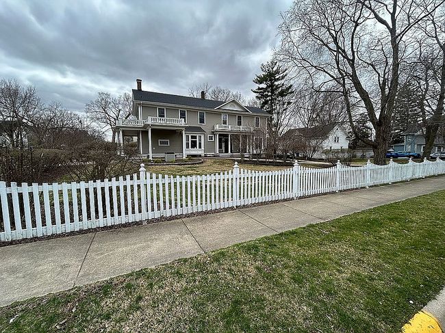 Preview of property located at 417 N Brinton Ave