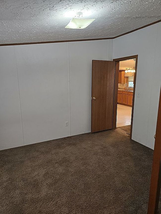 Photo of 9539 Butler Trl, Norwalk, IA
