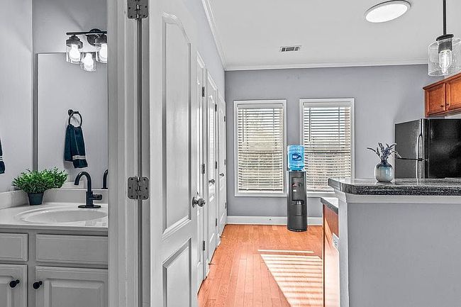 Image of 421 Whitehall Rd
