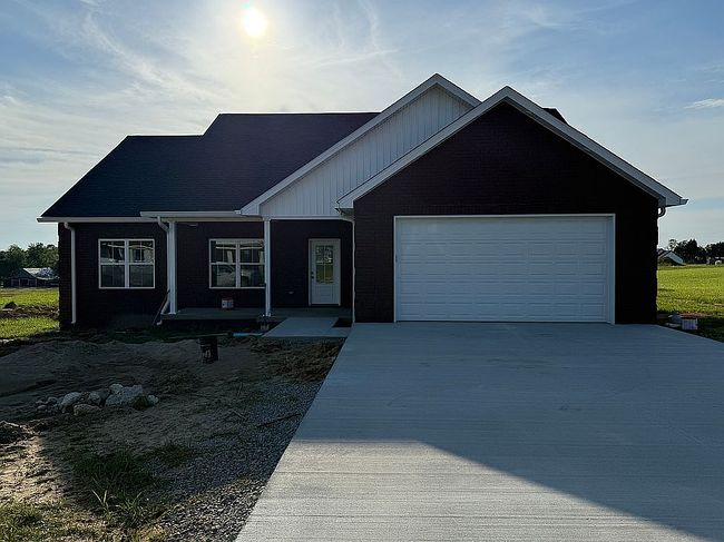 Photo of 320 Blaine Dr, Clarkson, KY