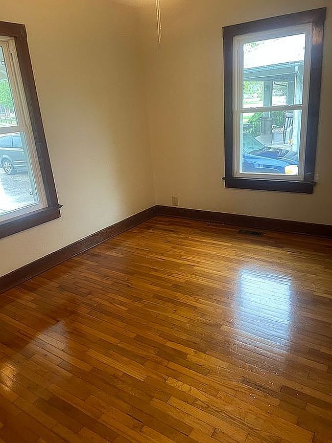 Photo of 404 S 8th St, Humboldt, KS