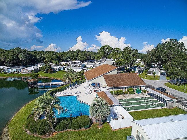 Image of 803 Lakeshore Dr