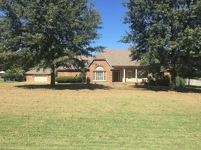 4300 Oakland Dr, Olive Branch, MS