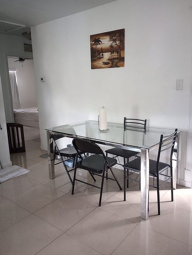 Photo of 623 Sw 10th St, Hallandale Beach, FL