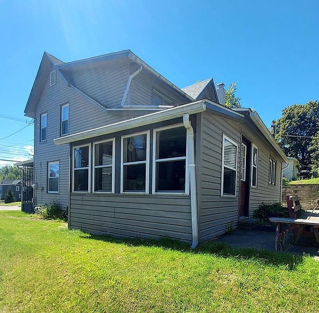 Photo of 612 Lincoln St, Sayre, PA