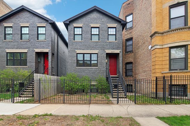 Image of 4637 S Michigan Ave