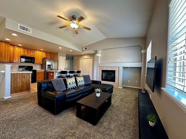 Preview of property located at 2215 Calais Dr #G