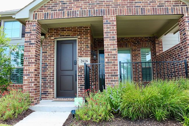 2616 Shiraz Rd, Grand Prairie, TX