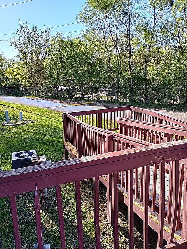 Photo of 162 Lynn Ln, Mankato, MN