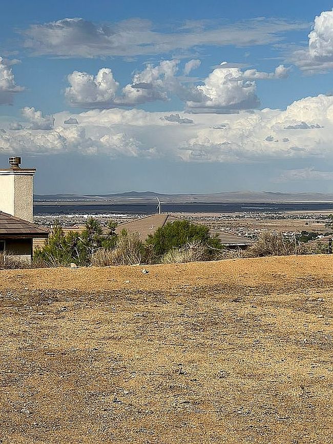 Additional photo 2 of property located at 6831 Sycamore Ln