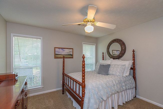 Image of 664 Thousand Oaks Dr