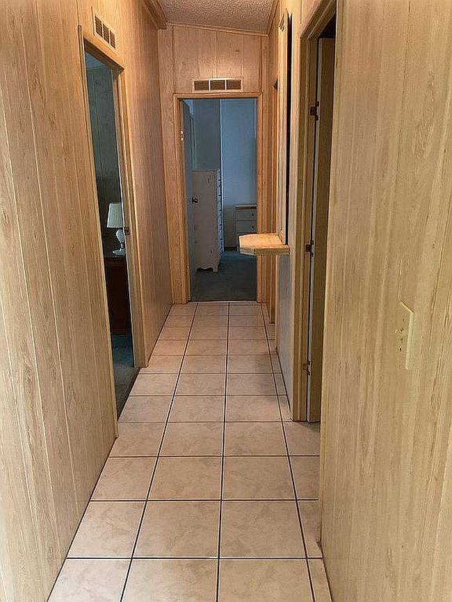 Image of 638 Sun Ray Ct