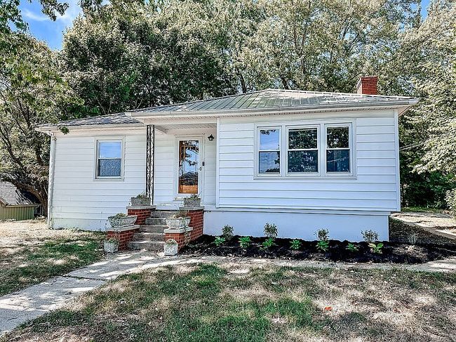 Photo of 304 N English St