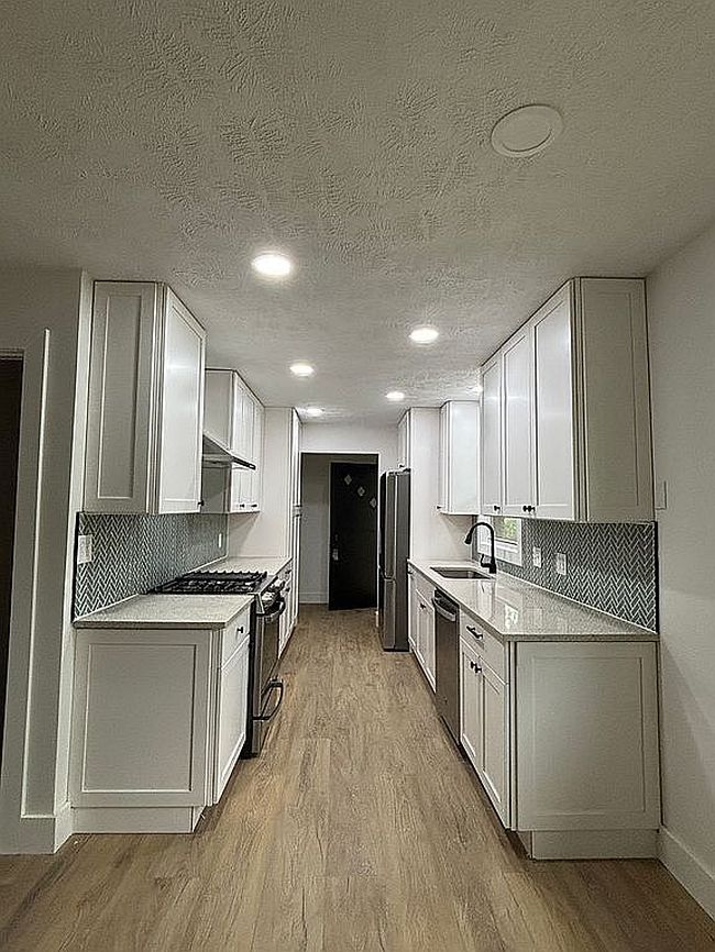 Additional photo 2 of property located at 1113 S 94th St